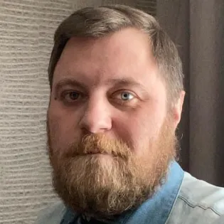 Роман Русаков