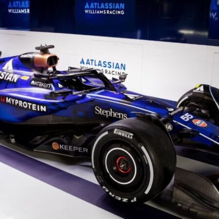 Williams представила новый болид F1 2025 года с Карлосом Сайнсом и Алексом Элбоном