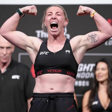 Футбольная викторина с бойцом UFC Молли МакКанн
