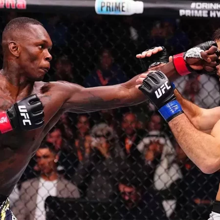 Исраэль Адесанья проявил уважение к Нассурдину Имавову после боя на UFC в Саудовской Аравии