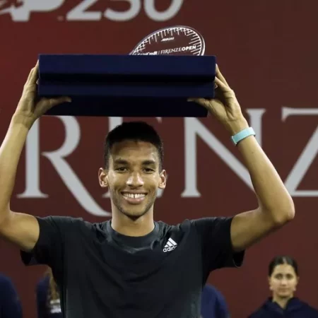 Феликс Оже в Топ-3 Чемпионской гонки ATP, обойдя Алькараза