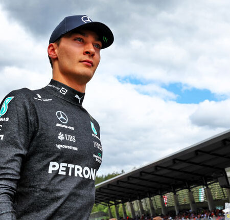 Джордж Рассел: Почему Mercedes не спешит с новым контрактом, несмотря на сильный старт сезона Ф1 2025