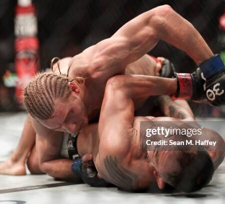 Жертва удушающего Пэдди Пимблетта одержала яркую победу на OKTAGON 71