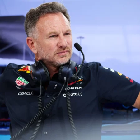 Кристиан Хорнер назвал слухи о возможном переходе в Ferrari ‘лестными’, но полностью их отверг