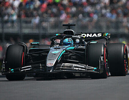 Гран-при Канады F1: Ферстаппен возглавил первую тренировку, Леклер попал в аварию