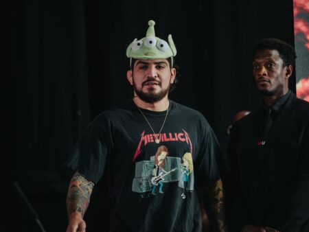 Возвращение Диллона Дэниса в MMA: Соперник Уоррена Спенсера демонстрирует уязвимость в партере