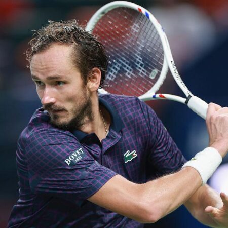 Даниил Медведев проанализировал победу над Фабианом Марожаном в Алма-Ате