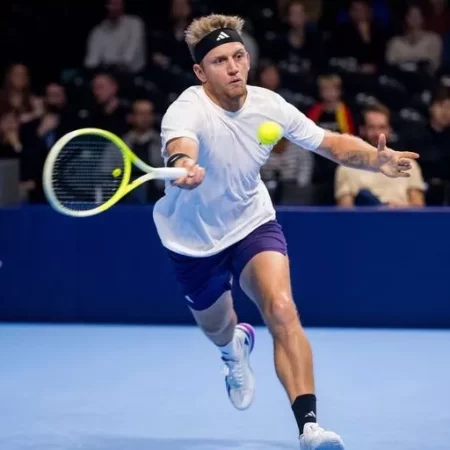 Сенсация в Брюсселе: Давидович Фокина выбывает из турнира